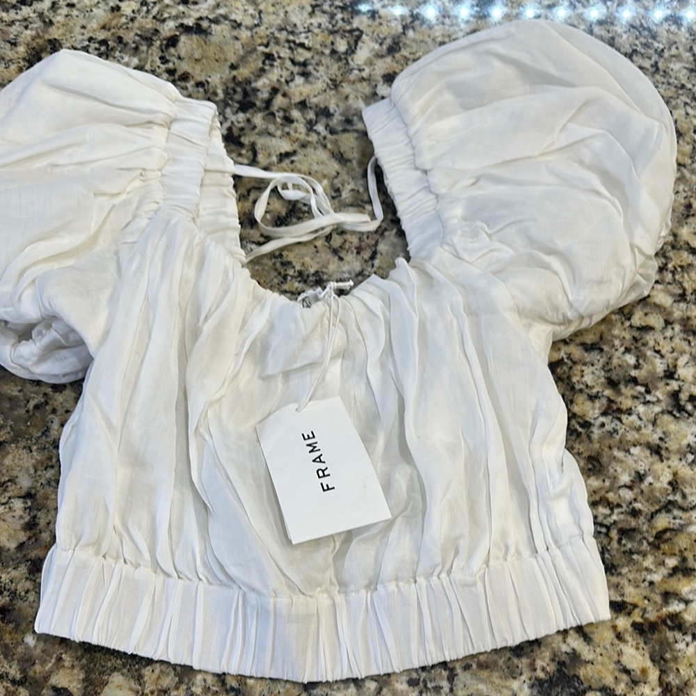 Frame Denim White Puff Sleeve Blouse perfect for summer - Picture 2 of 5